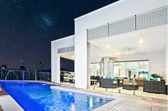 Elevate your space with a multi-folding or multi-sliding glass door system.